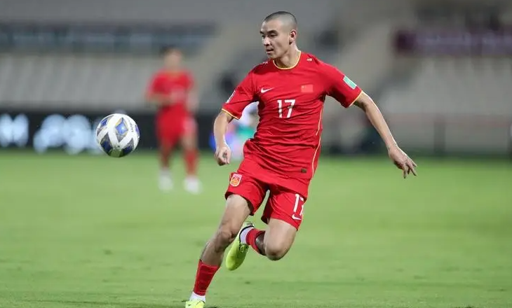 窗口期突围战来临，洛杉矶湖人围绕社区盾更衣室发声，赛场秩序良好，赛季目标并未改变的简单介绍